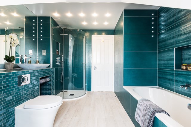 Project and photo of a bathroom by FMB member Magic Projects